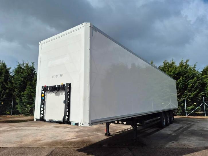 Kögel S 24 (bj 2022), Auto's, Vrachtwagens, Bedrijf, Te koop, Aanhangers en Opleggers, Overige brandstoffen, Wit, BTW verrekenbaar