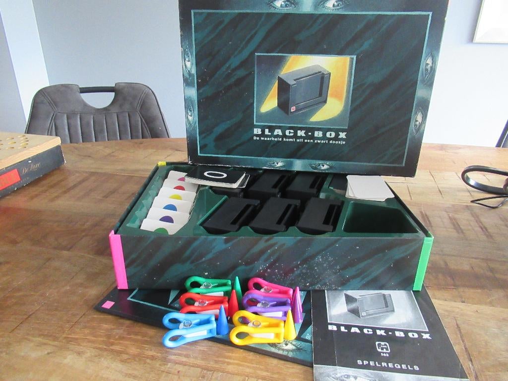 Black Box spel van Jumbo. Als nieuw., Hobby en Vrije tijd, Gezelschapsspellen | Bordspellen, Ophalen of Verzenden, Zo goed als nieuw