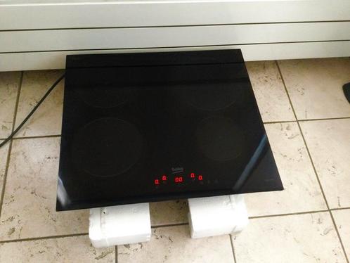 Beko inductie kookplaat werkt op normale stekker!, Witgoed en Apparatuur, Kookplaten, Zo goed als nieuw, Inbouw, Inductie, 4 kookzones