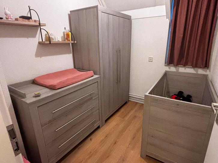 Complete Babykamer - Ledikant, Commode & Kast, Kinderen en Baby's, Kinderkamer | Commodes en Kasten, Zo goed als nieuw, Commode
