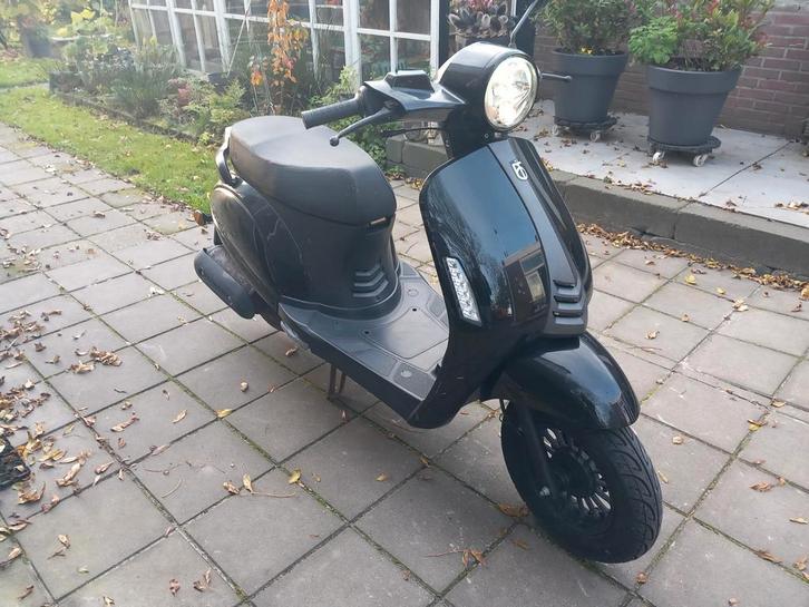 Goedrijdende scooter te koop, Fietsen en Brommers, Scooters | Overige merken, Gebruikt, Benzine, Ophalen