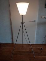 Vloerlamp met RVS poten en glazen kap 'QAZQA', Huis en Inrichting, Lampen | Vloerlampen, Ophalen, Zo goed als nieuw, Glas