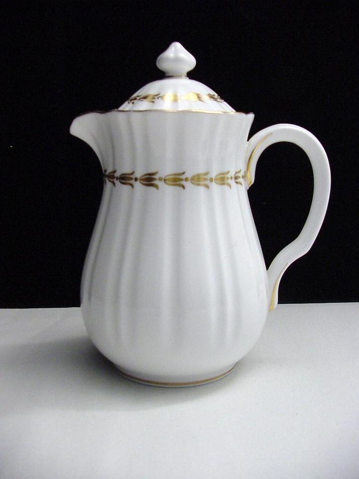 vintage worcester koffiepotje, Lotus, Huis en Inrichting, Keuken | Servies, Zo goed als nieuw, Overige typen, Overige stijlen