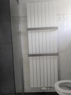 t.k design badkamerradiator met 2 handdoekendragers, Doe-het-zelf en Verbouw, Verwarming en Radiatoren, Ophalen, Radiator, Minder dan 60 cm