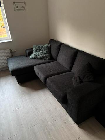 Nog zeer goede bank met chaisse longue 150x230cm beschikbaar voor biedingen