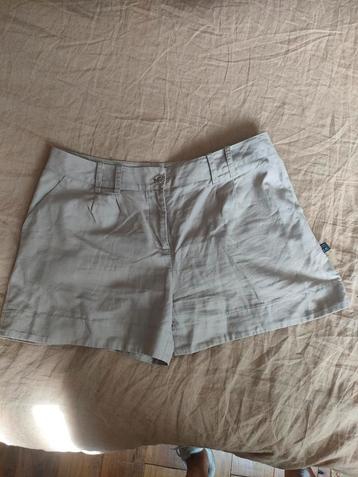 50%linnen/50% katoen korte broek maat L van het merk Art beschikbaar voor biedingen