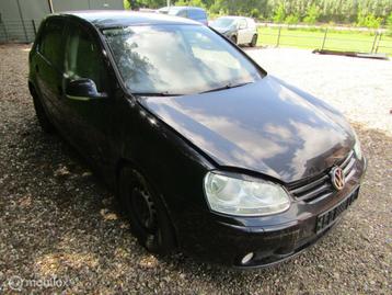 Volkswagen Golf 1.6 FSI Trendline Business onderdelen beschikbaar voor biedingen