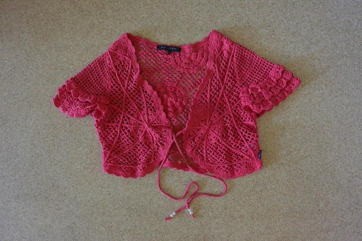 Watcher bolero vestje gehaakt 40/42 knal roze, Kleding | Dames, Truien en Vesten, Gedragen, Maat 38/40 (M), Roze, Ophalen of Verzenden