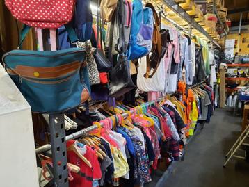 Kinderkleding vol kleur & plezier – Kringloop Malden beschikbaar voor biedingen