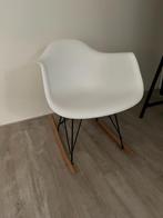 Schommelstoel, Huis en Inrichting, Stoelen, Wit, Zo goed als nieuw, Ophalen, Hout