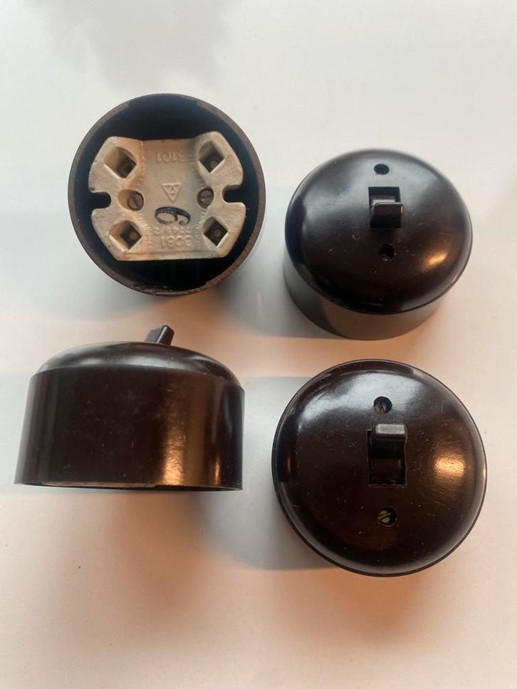 Bakelieten lichtschakelaars, Doe-het-zelf en Verbouw, Elektra en Kabels, Nieuw, Schakelaar, Ophalen of Verzenden