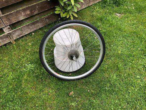 Achterwiel 28 inch SRAM DUAL DRIVE en 9 cassette versnellin, Fietsen en Brommers, Fietsonderdelen, Gebruikt, Algemeen, Wiel, Ophalen of Verzenden
