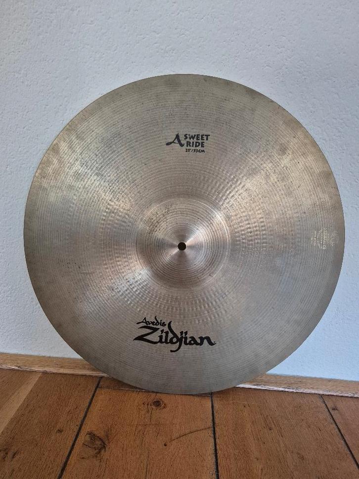 21-inch Zildjian A (Avedis) Sweet Ride, ZGAN, voor maar 200E, Muziek en Instrumenten, Instrumenten | Onderdelen, Zo goed als nieuw