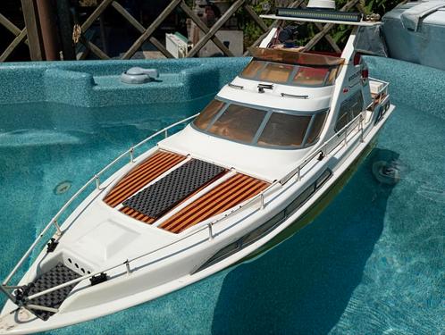 Marauder boot jaren 80, Hobby en Vrije tijd, Modelbouw | Boten en Schepen, Zo goed als nieuw, Overige merken, Ophalen