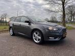 Ford Focus Titantium 1.0 Ecoboost 125pk 2015 Grijs, Auto's, Ford, Euro 6, USB, Handgeschakeld, Particulier