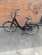 3 maanden oude elektrische fiets Vogue met garantie, Fietsen en Brommers, Elektrische fietsen, Ophalen, Zo goed als nieuw, 50 km per accu of meer