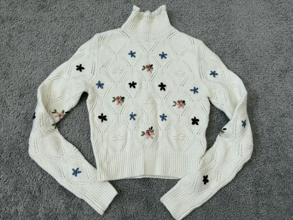 Zara Gebloemde Trui - Maat M dames ecru top, Ophalen of Verzenden, Zo goed als nieuw, Maat 38/40 (M), Wit