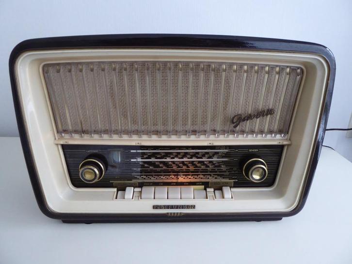 Telefunken Gavotte 8, Antiek en Kunst, Antiek | Tv's en Audio, Ophalen of Verzenden
