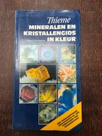 Thieme Mineralen en kristallengids in kleur - Rupert Hochlei, Ophalen of Verzenden, Zo goed als nieuw, Natuur algemeen, Rupert Hochleitner