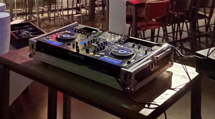 Pioneer XDJ-RX incl Flightcase, in top staat, Muziek en Instrumenten, Dj-sets en Draaitafels, Gebruikt, Dj-set, Pioneer, Ophalen