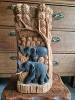 Houtsnijwerk Olifanten in Boomstam, Antiek en Kunst, Kunst | Beelden en Houtsnijwerken, Ophalen of Verzenden