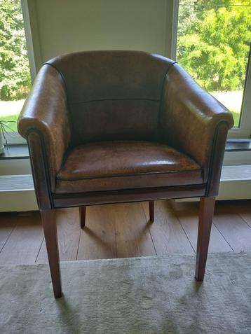 Schapenleren fauteuil beschikbaar voor biedingen