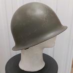 Franse M51 helm uit 1969, Verzamelen, Militaria | Algemeen, Overige gebieden, Ophalen of Verzenden, Helm of Baret, Landmacht