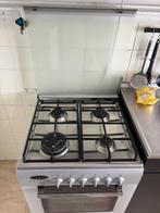 Gasfornuis met oven, Witgoed en Apparatuur, Fornuizen, Gebruikt, Gas, 85 tot 90 cm, 4 kookzones
