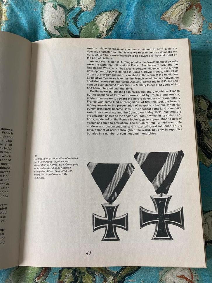 Boek over Orden en Decoraties, Verzamelen, Militaria | Algemeen, Overige soorten, Boek of Tijdschrift, Overige gebieden, Ophalen of Verzenden