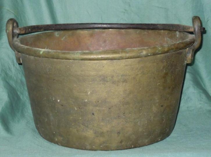 Grote antieke geel koperen pan. Meer dan 100 jaar oud, Antiek en Kunst, Antiek | Koper en Brons, Koper, Ophalen of Verzenden