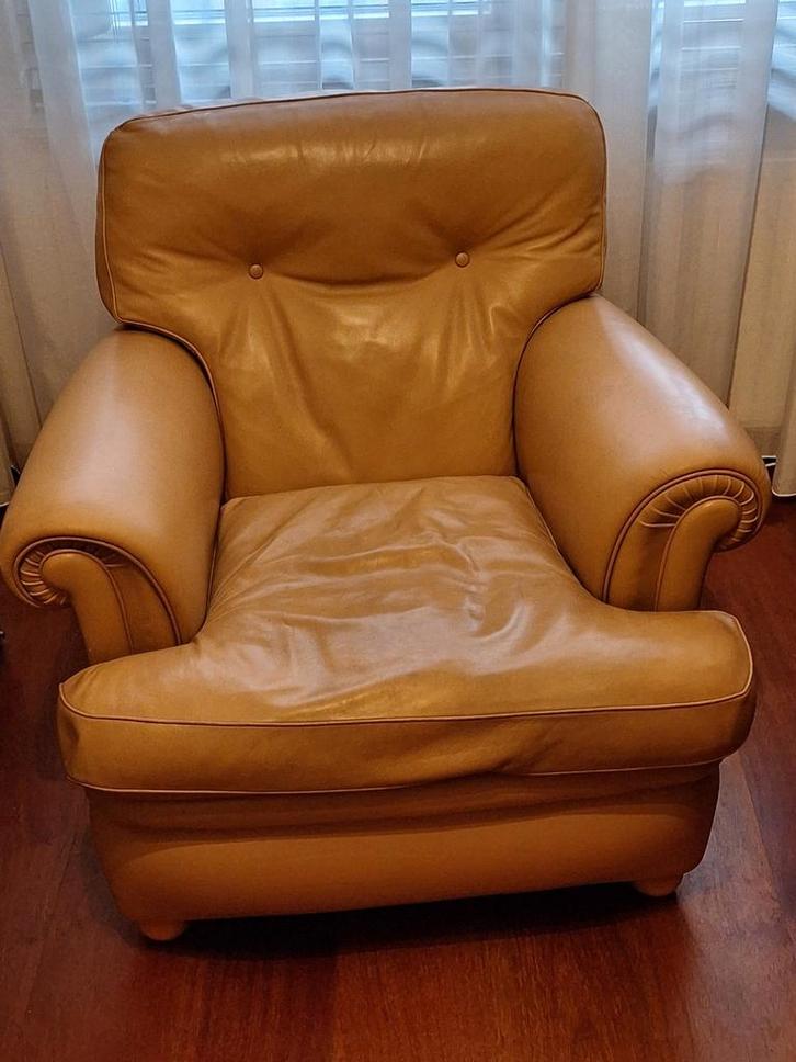 Leren Fauteuil - Poltrona Frau Stijlvol Design, Huis en Inrichting, Fauteuils, Gebruikt, Leer, 75 tot 100 cm, 75 tot 100 cm, Ophalen