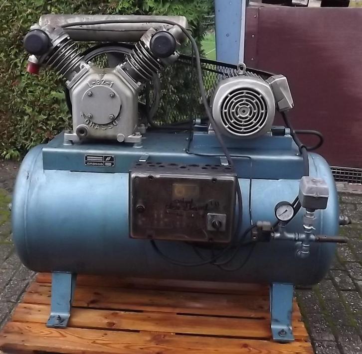 Compressor, Grasso compressor., Doe-het-zelf en Verbouw, Compressors, Zo goed als nieuw, 6 tot 10 bar, 100 liter of meer, 400 tot 800 liter/min