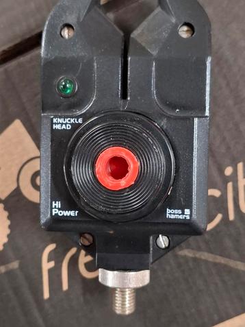 Knucklehead beetmelder beschikbaar voor biedingen