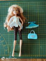 Winx Club Flora Pop, Verzamelen, Poppen, Ophalen of Verzenden, Zo goed als nieuw