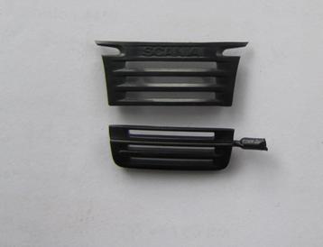 Originele Tekno boven en ondergrille Scania R serie. beschikbaar voor biedingen