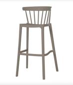 WOOOD Bliss barstoel kunststof taupe Set 2 | €149 p stuk nu, Huis en Inrichting, Barkrukken, Kunststof, 60 tot 90 cm, Nieuw, Ophalen of Verzenden