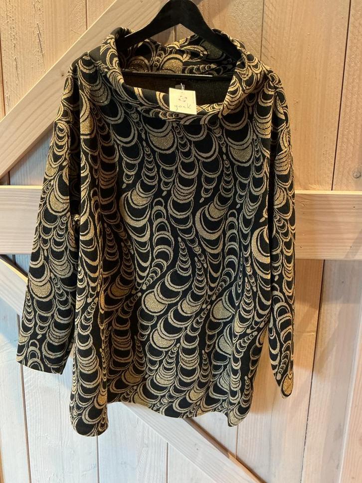 Prachtig zwart gouden tuniek Yoek xl, Kleding | Dames, Grote Maten, Nieuw, Blouse of Tuniek, Zwart, Ophalen of Verzenden