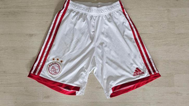 Ajax THUIS Short! Seizoen 22/23! Mt S!, Kleding | Heren, Sportkleding, Zo goed als nieuw, Voetbal, Rood, Ophalen of Verzenden