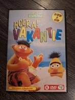 DvD - SESAMSTRAAT Vakantie DvD + CD, Alle leeftijden, Poppen, Ophalen of Verzenden, Zo goed als nieuw