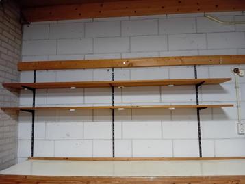 Garage stelling  beschikbaar voor biedingen