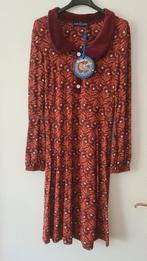 Nieuwe jurk XS 34 Bakery Ladies rood retro style kraagje, Kleding | Dames, Bakery ladies, Nieuw, Ophalen of Verzenden, Maat 34 (XS) of kleiner