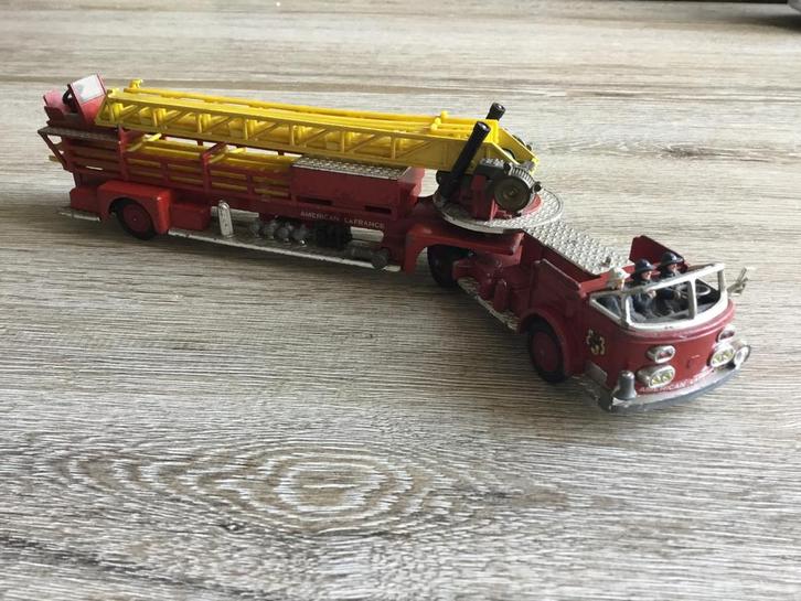 Vintage American LaFrance Brandweerwagen, Hobby en Vrije tijd, Modelbouw | Auto's en Voertuigen, Gebruikt, Truck, 1:32 tot 1:50