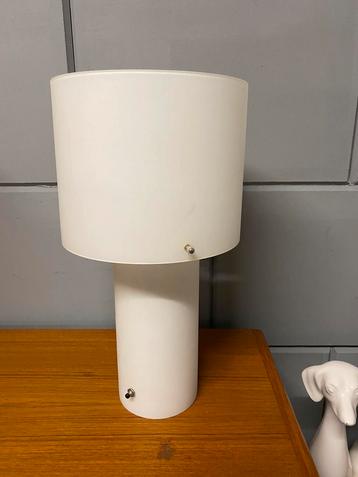 Vintage lamp van glas jaren 80 90 wit melkglas stak model beschikbaar voor biedingen