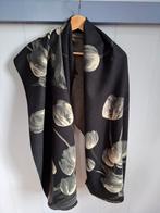 Grote zwart/grijze dames sjaal met tulpenmotief., Maat 46/48 (XL) of groter, Ophalen of Verzenden, Sjaal, Onbekend