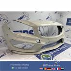 W117 CLA AMG VOORBUMPER WIT PDC / KOPLAMP SPROEIERS 2013-201, Voor, Mercedes-Benz, Ophalen of Verzenden, Bumper