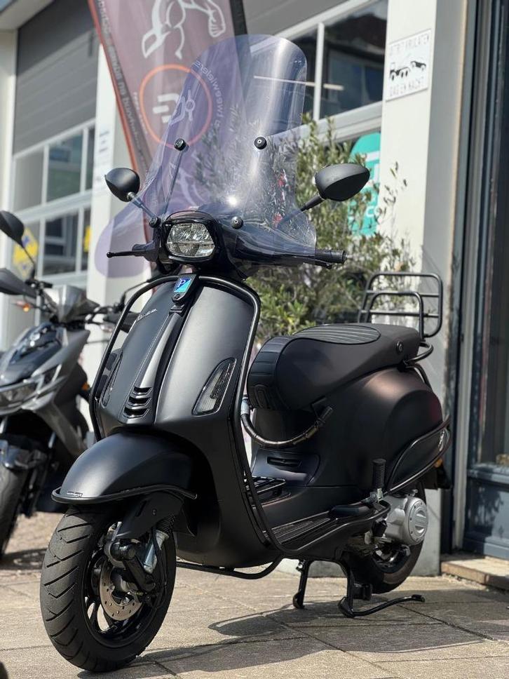 Vespa Sprint Notte Snorscooter 831KM OUD!, Motoren, Tuning en Styling, Ophalen