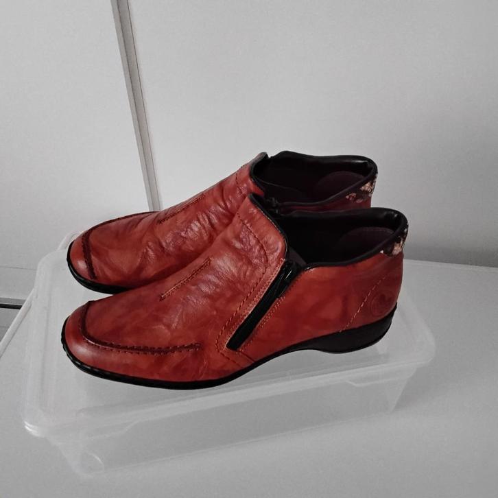 Korte Leren Dames Laarsjes van Rieker Maat 40., Kleding | Dames, Schoenen, Nieuw, Bruin, Ophalen of Verzenden