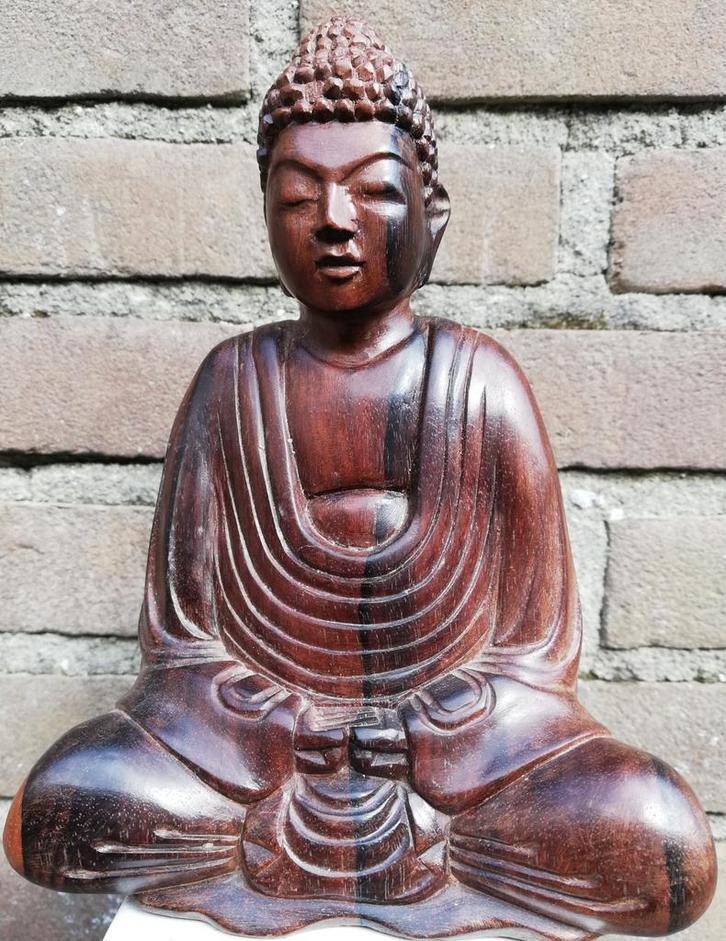 Boeddha. Houtsnijwerk. Prachtig gestoken. 17 cm., Huis en Inrichting, Woonaccessoires | Boeddhabeelden, Zo goed als nieuw, Ophalen
