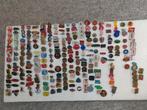 Speldjes uit de jaren ' 60 en ' 70, Verzamelen, Speldjes, Pins en Buttons, Ophalen, Gebruikt, Overige onderwerpen