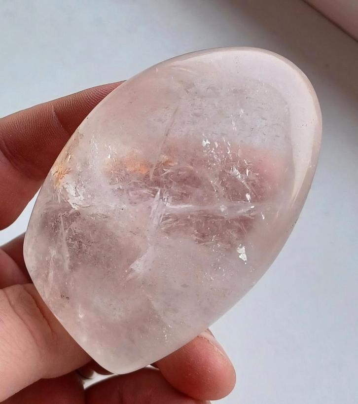 Bergkristal 'ei' uit Zwitserland (192 gram), Sieraden, Tassen en Uiterlijk, Edelstenen, Zo goed als nieuw, Ophalen of Verzenden